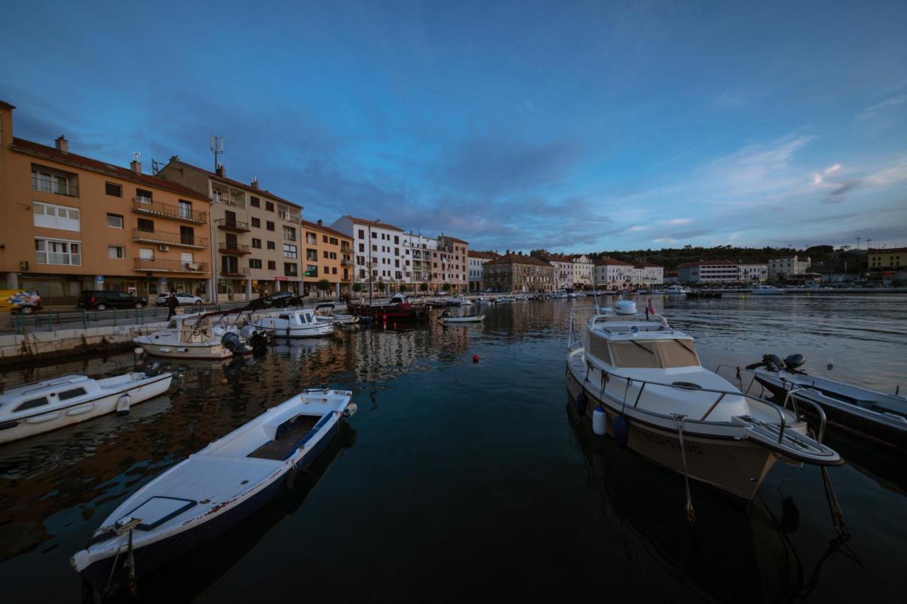 Apartmens Mendula Appartement Senj  Buitenkant foto